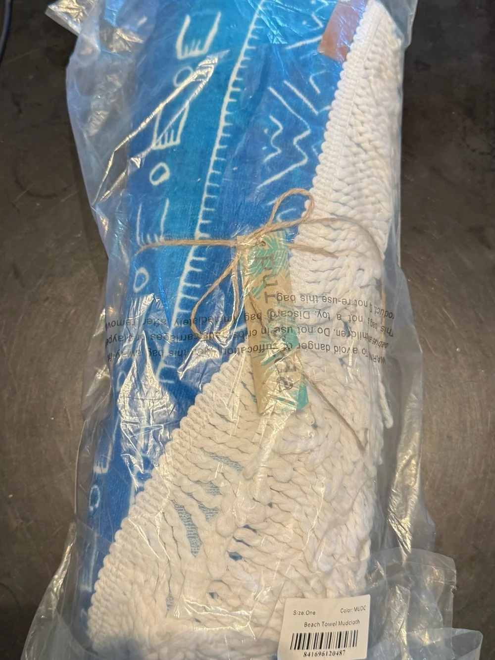 Puravida Round Blue Ombre Tribal Beach Throw